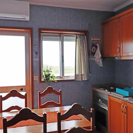 Apartment Ocean View With Free Parking